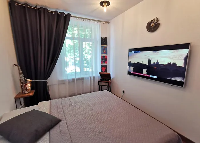 Apartment S12 Music *